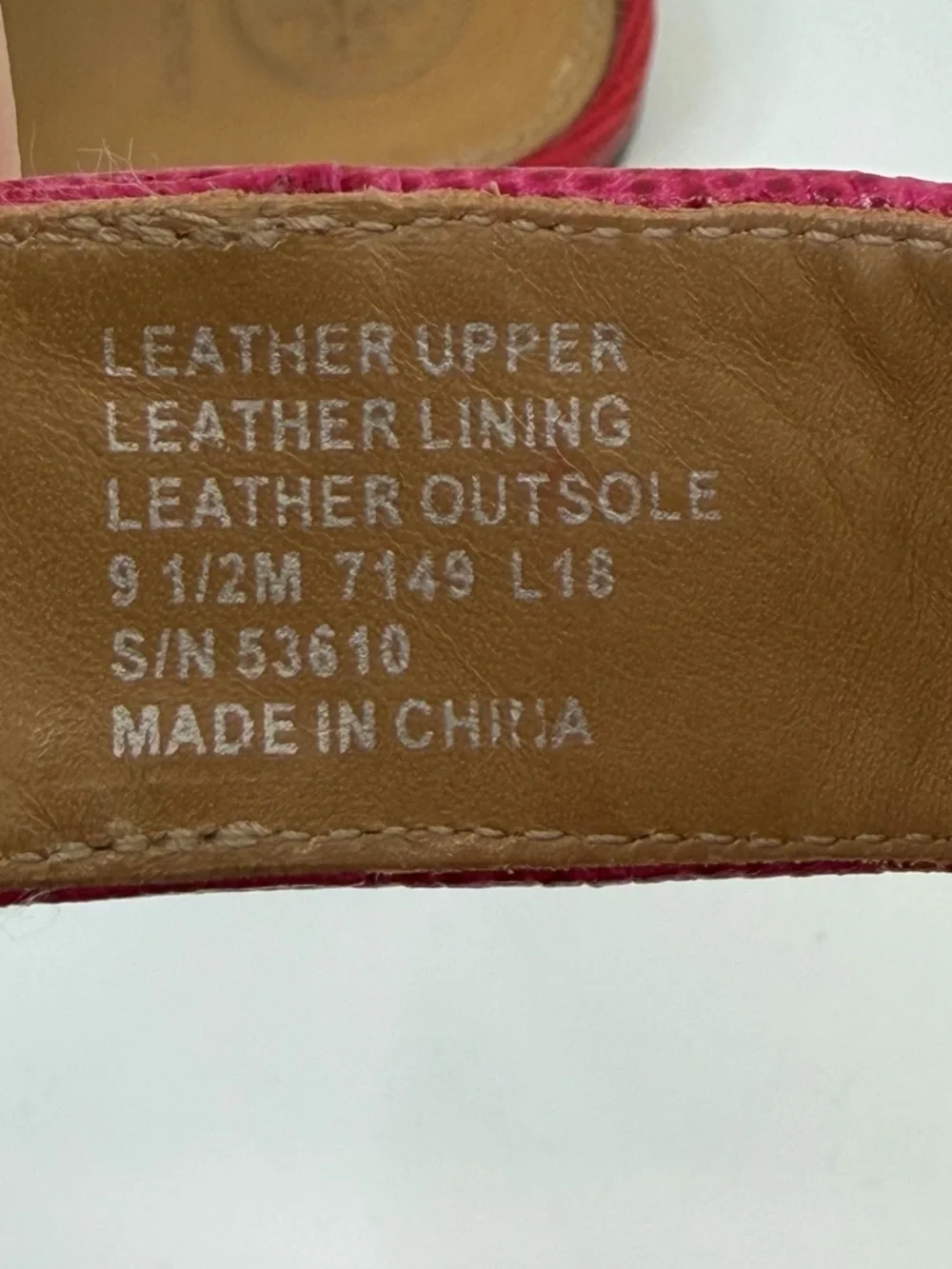 Tory Burch Kira Thong Sandals Tejus Embossed Leather Size 9.5 vacation summer